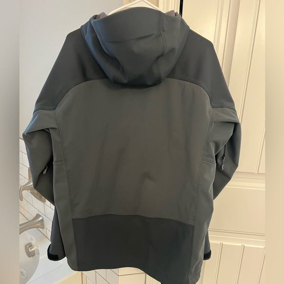 KUIU Men’s Axis Hybrid Hooded Jacket in Charcoal Gray, Size XXL, Nice Condition! - Picture 7 of 8